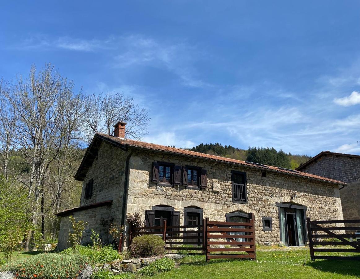 アンベール La Vaisse Bed & Breakfast エクステリア 写真