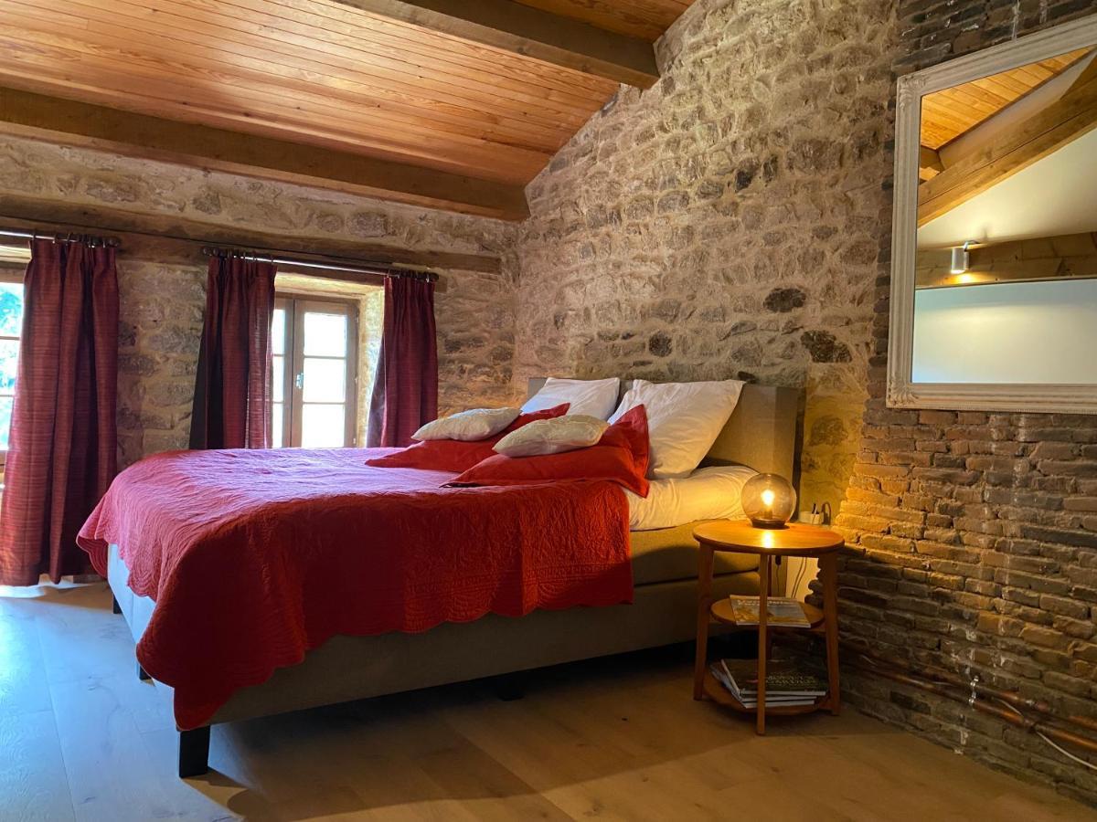 アンベール La Vaisse Bed & Breakfast エクステリア 写真