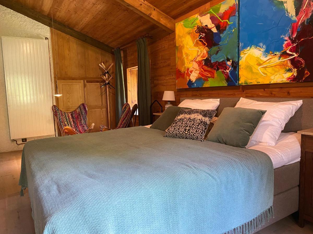 アンベール La Vaisse Bed & Breakfast エクステリア 写真